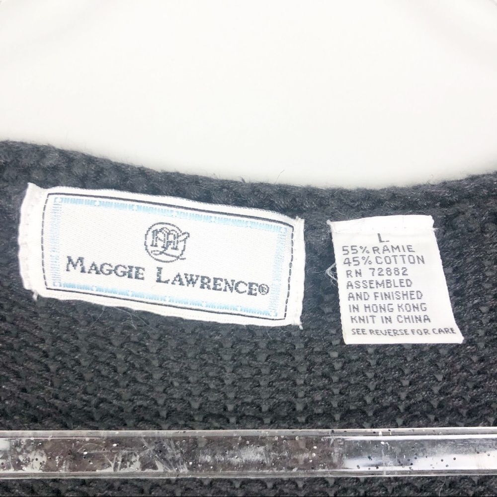 MAGGIE LAWRENCE | Vintage Black Floral Knit V-Neck Sweater Women’s Size Large - Picture 5 of 6